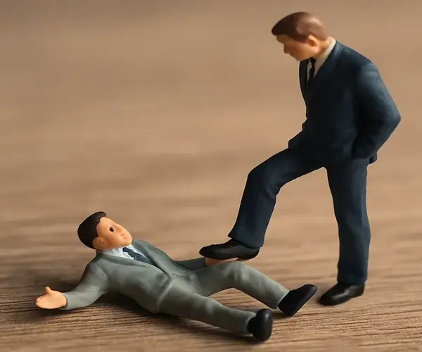 لا تكن لطيفًا أكثر من اللازم